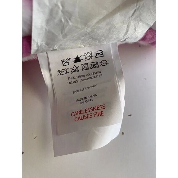 Storehouse Pink Ghosts Halloween Faux Fur Pillow Pet BED Super Soft 36 X 23” NEW - Picture 7 of 12